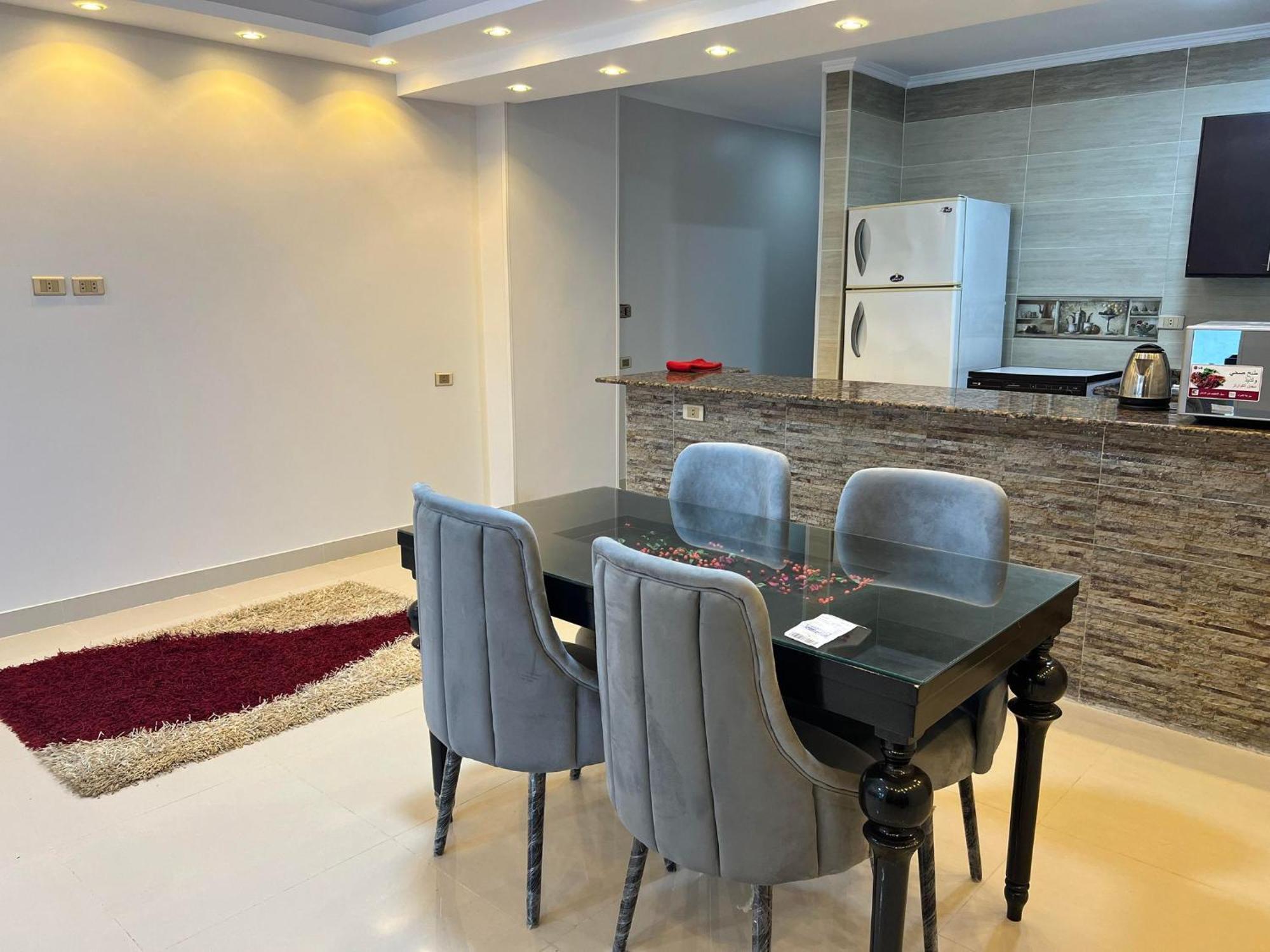 Comfy Luxurious Apartments In Central Location In Mansheyet El Bakry East Cairo Exterior photo