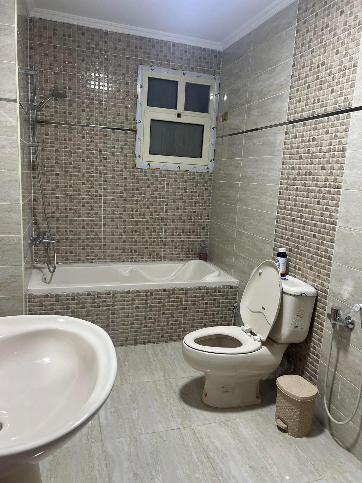 Comfy Luxurious Apartments In Central Location In Mansheyet El Bakry East Cairo Exterior photo